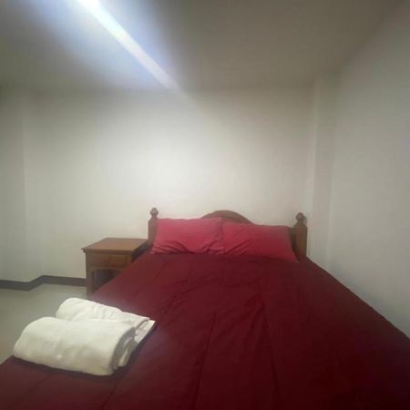 Oyo 1135 Triple A Residence Чиангмай Экстерьер фото