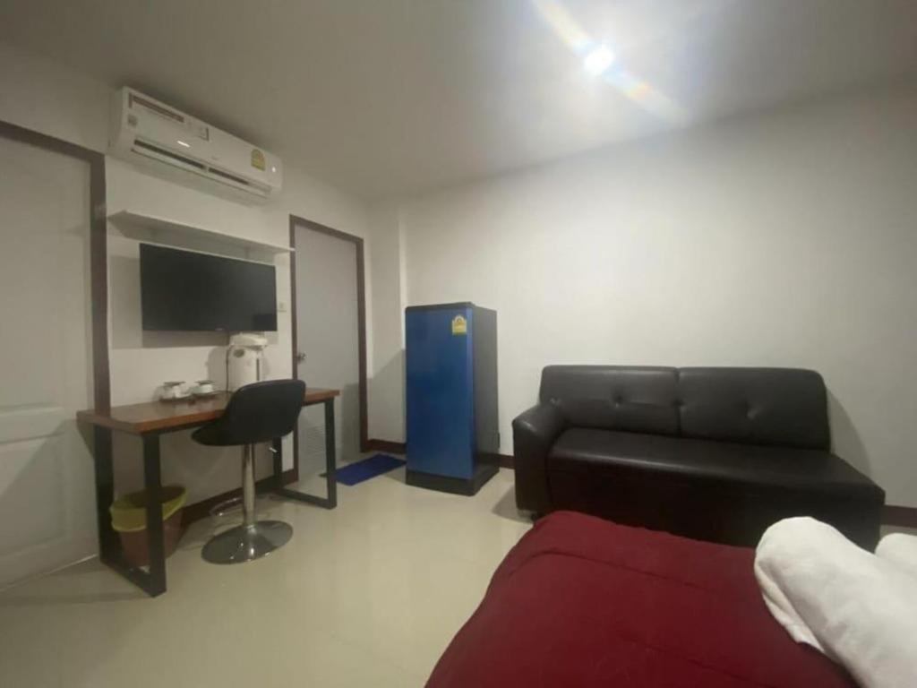Oyo 1135 Triple A Residence Чиангмай Экстерьер фото