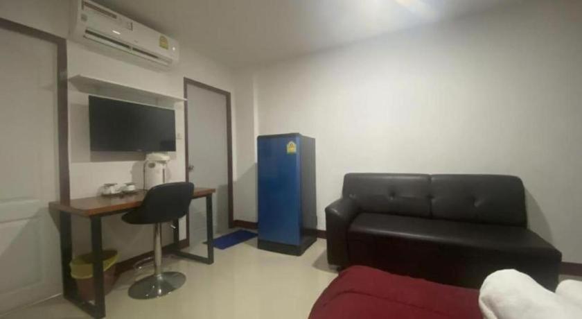 Oyo 1135 Triple A Residence Чиангмай Экстерьер фото